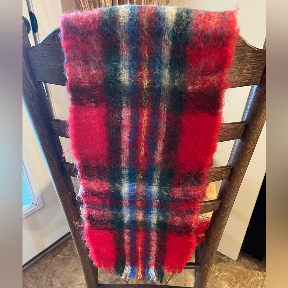 Vintage Spean Bridge Woollen Mill Scotland Plaid Mohair Wool Blend Scarf
